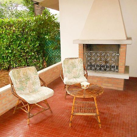 Villa Mary Lignano Sabbiadoro Bagian luar foto